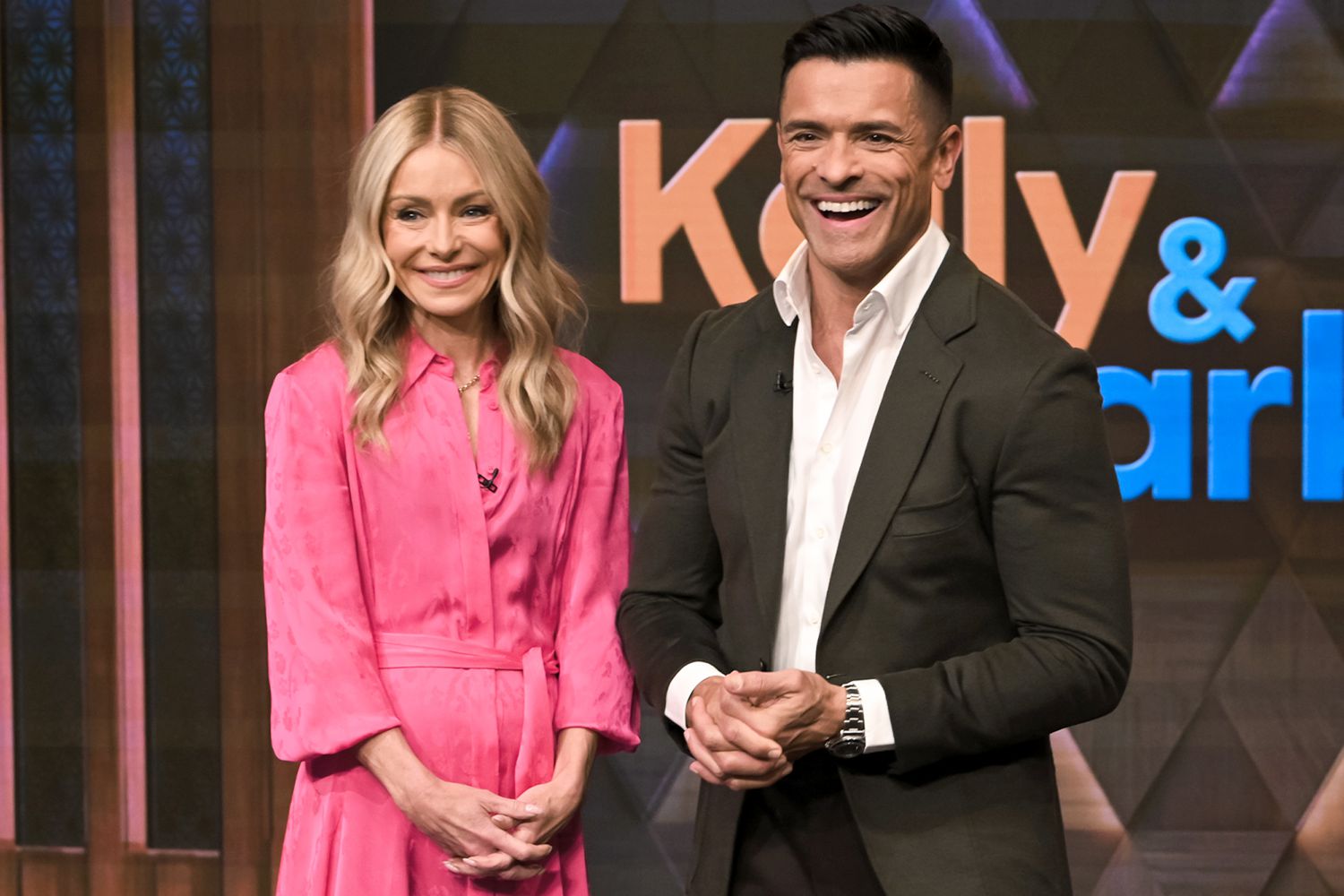 Inside Kelly Ripa Net Worth and Her Life Behind the Camera